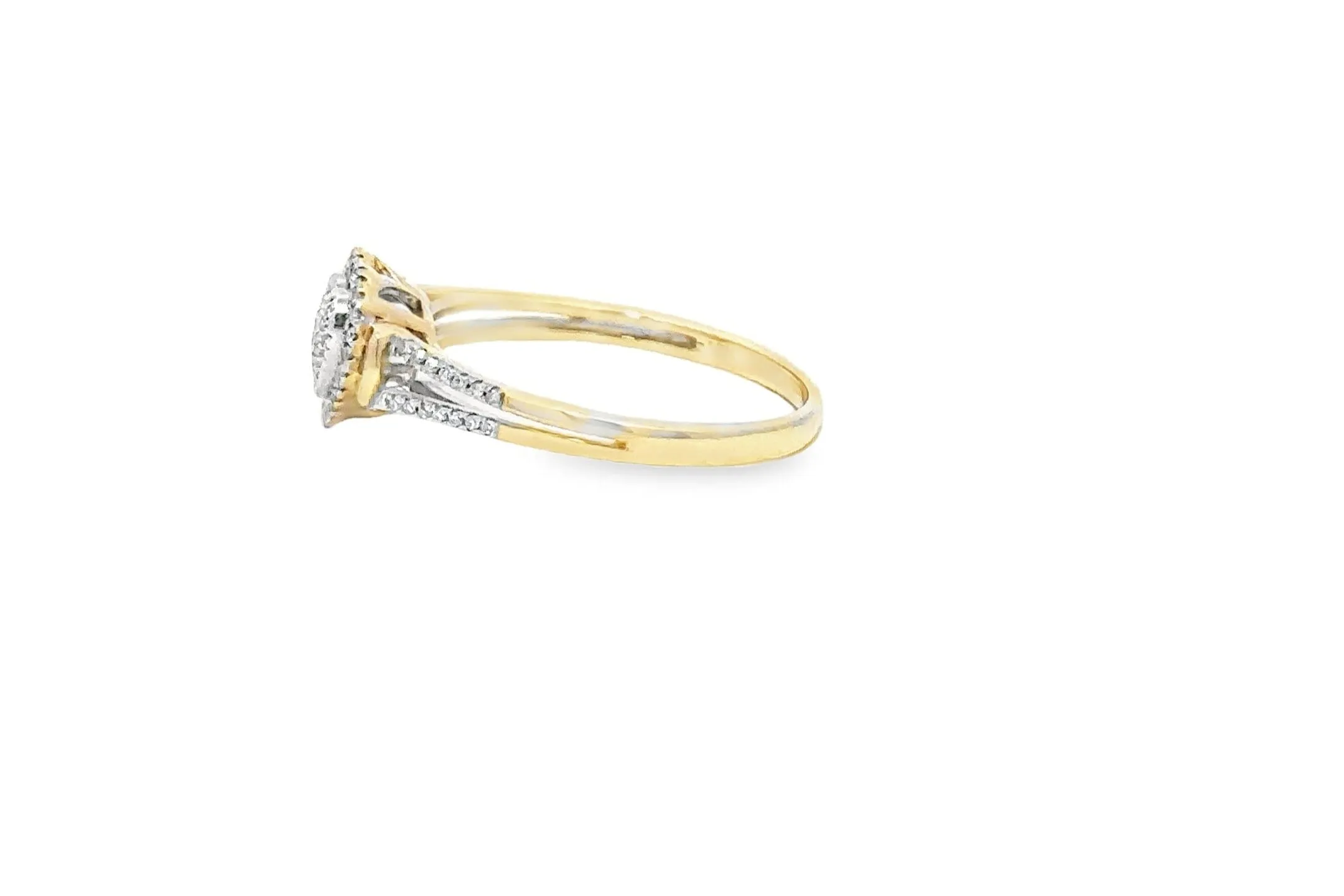 10K Gold 0.17 CTW Diamond Ring