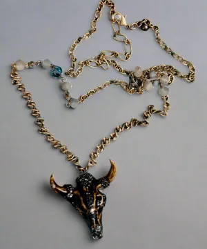 Brown Bullhead 20 Inch Necklace